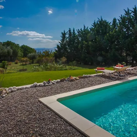Villa Driftwood