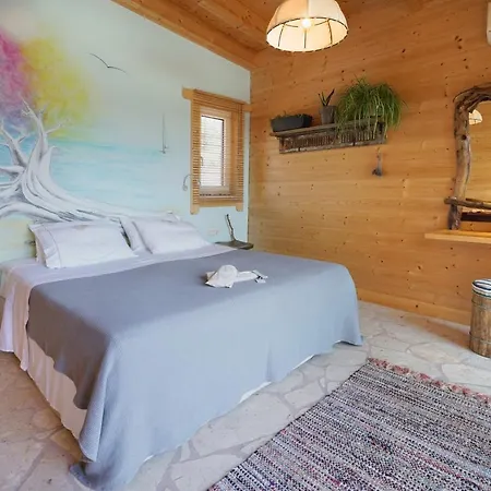 Driftwood Villa Karavados