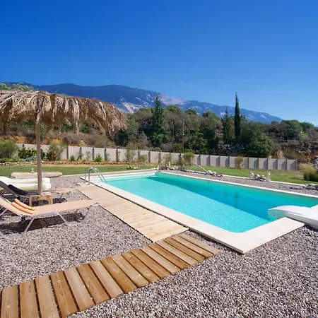 Villa Driftwood
