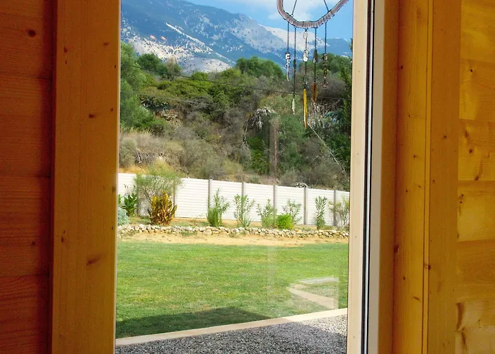 Driftwood Villa Karavádhos